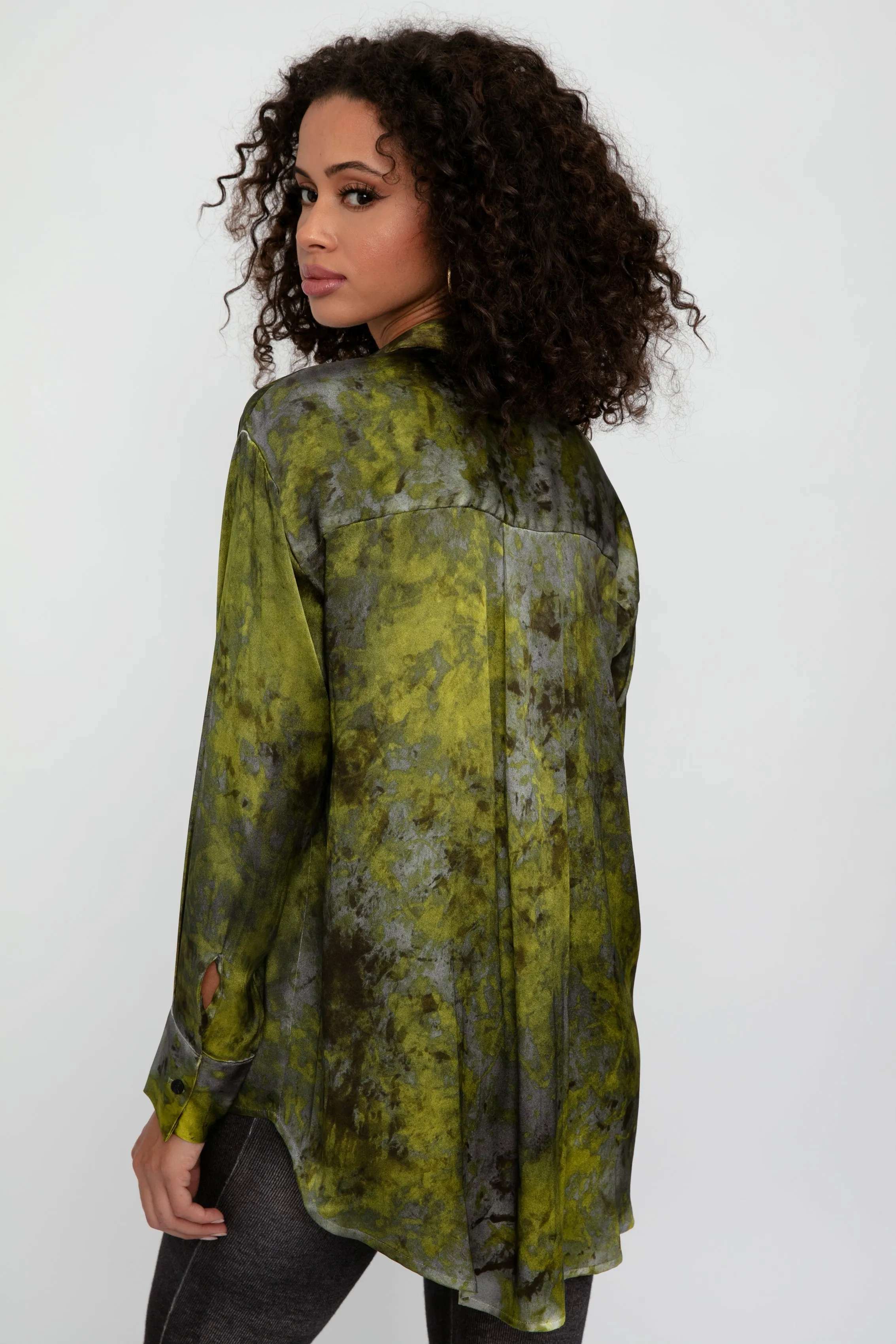 Boreal Silk Shirt in Lichen