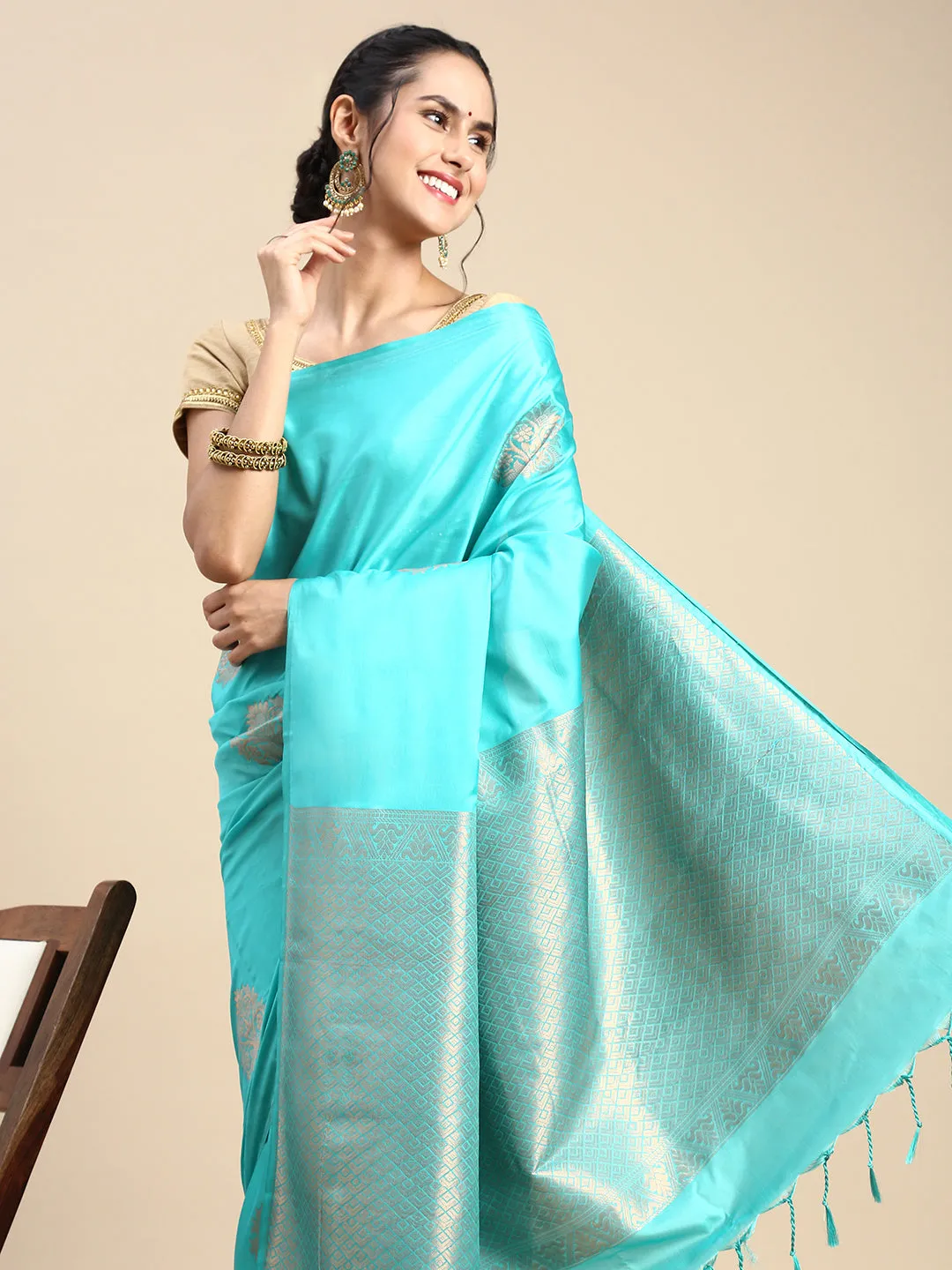 Elegant Semi Soft Silk Blue Colour Saree SS40