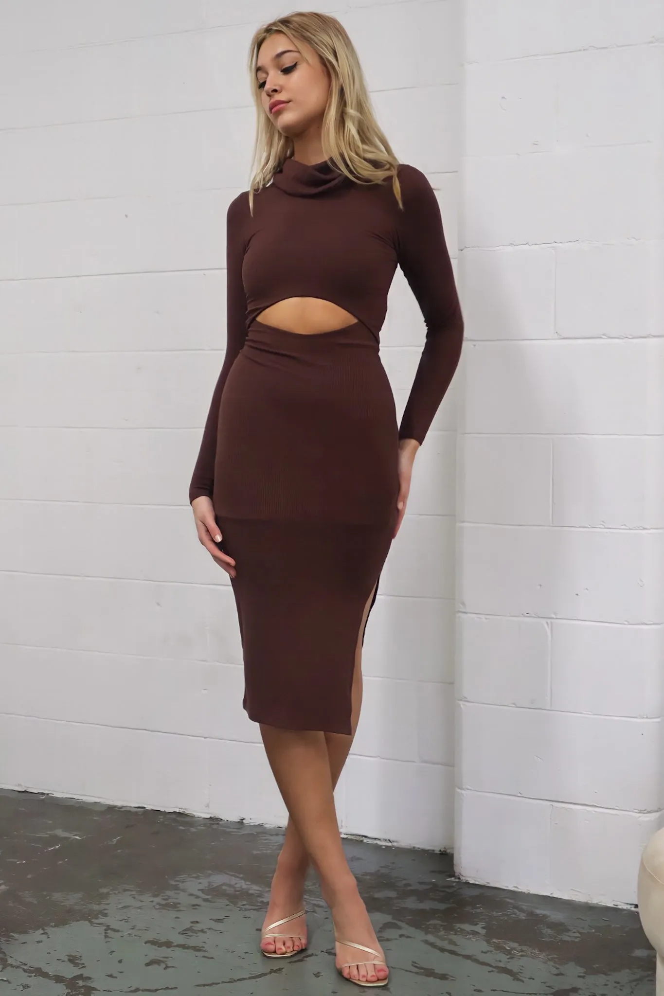 Hera Midi Dress - Brown